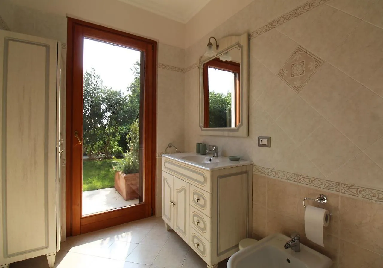 Villa Belvedere Gardone Riviera 0*,